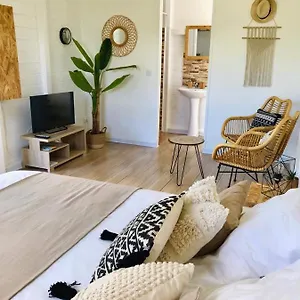  Hébergement de vacances Kaz Et Palmiers Guadeloupe